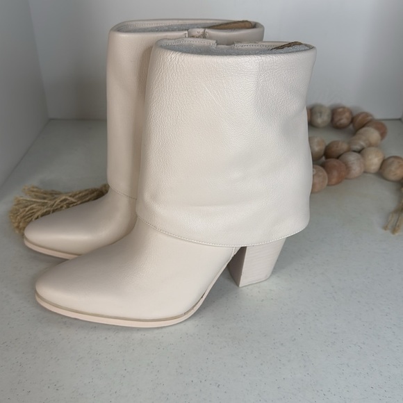 Jessica Simpson Womens Coulton Fold-Over Ankle Boots Sz 11 Color Chalk - Picture 4 of 11
